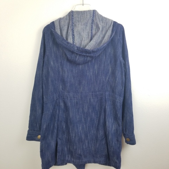 Cabi Adventure Anorak Hooded Chambray Jacket - Picture 8 of 8